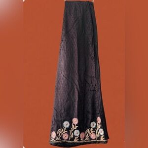Nekane/NKN  Black Wide-Leg Pants with Embroidered Floral Hem. Medium